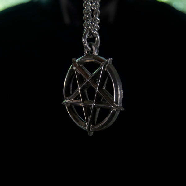 Inverted Pentagram Pendant - Dark Cast Studio