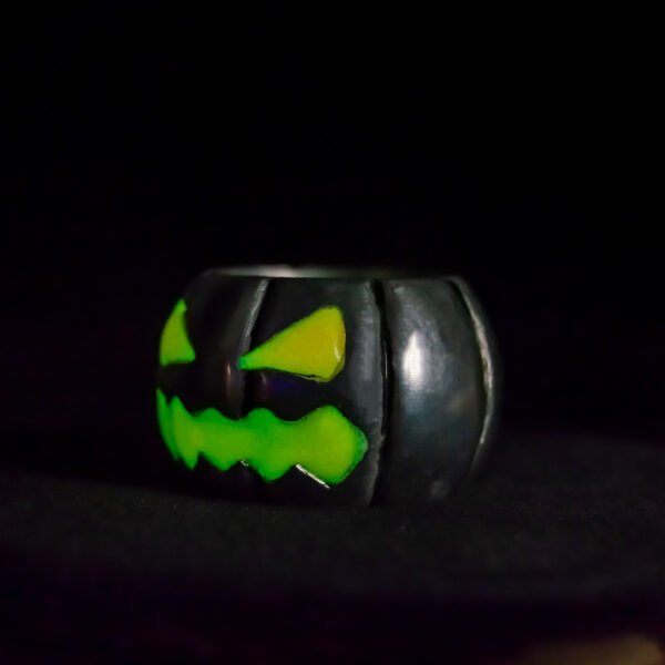 Jack'o Lantern Ring - Dark Cast Studio